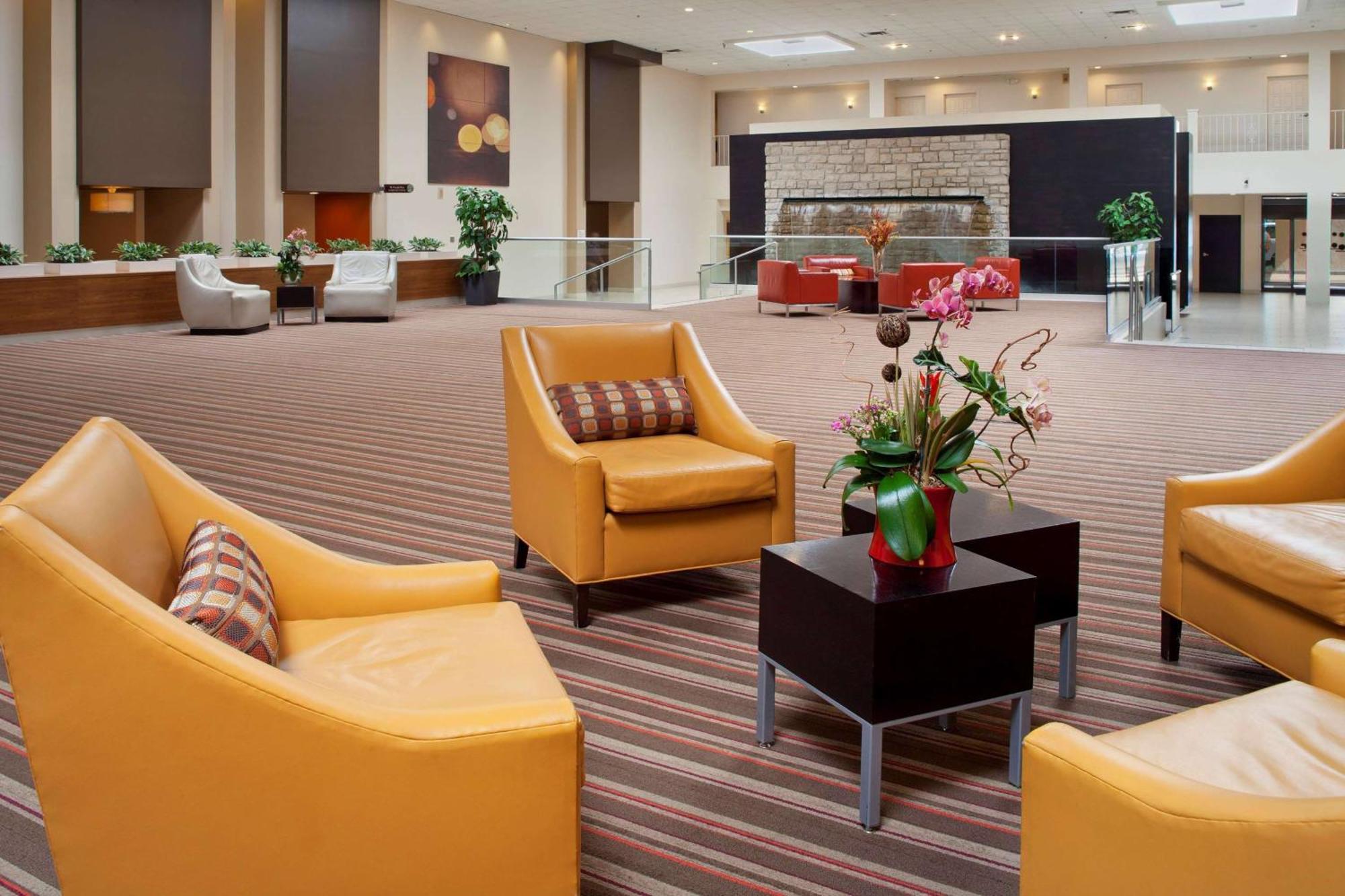 Wyndham Columbus Hotel Worthington Dalaman gambar